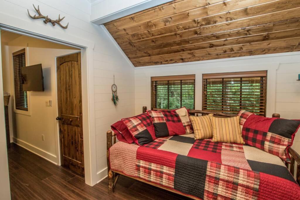 New Forest Cottage W/Grill & Deck:Hike, Fish, Golf Glenville Екстер'єр фото